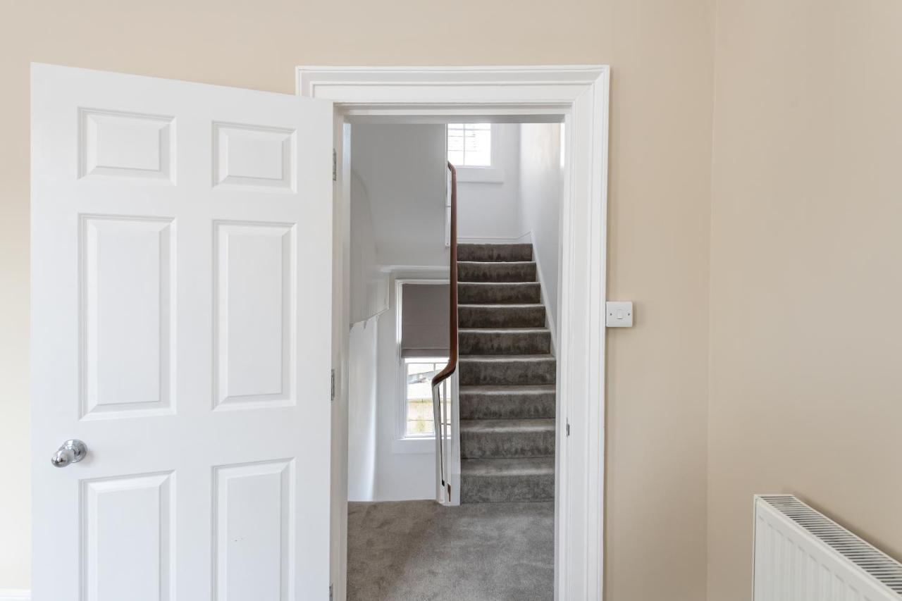 Spacious Maisonette With Parking - 10 Mins Walk From Bath Abbey - 2 Bed & 2 Bath Esterno foto