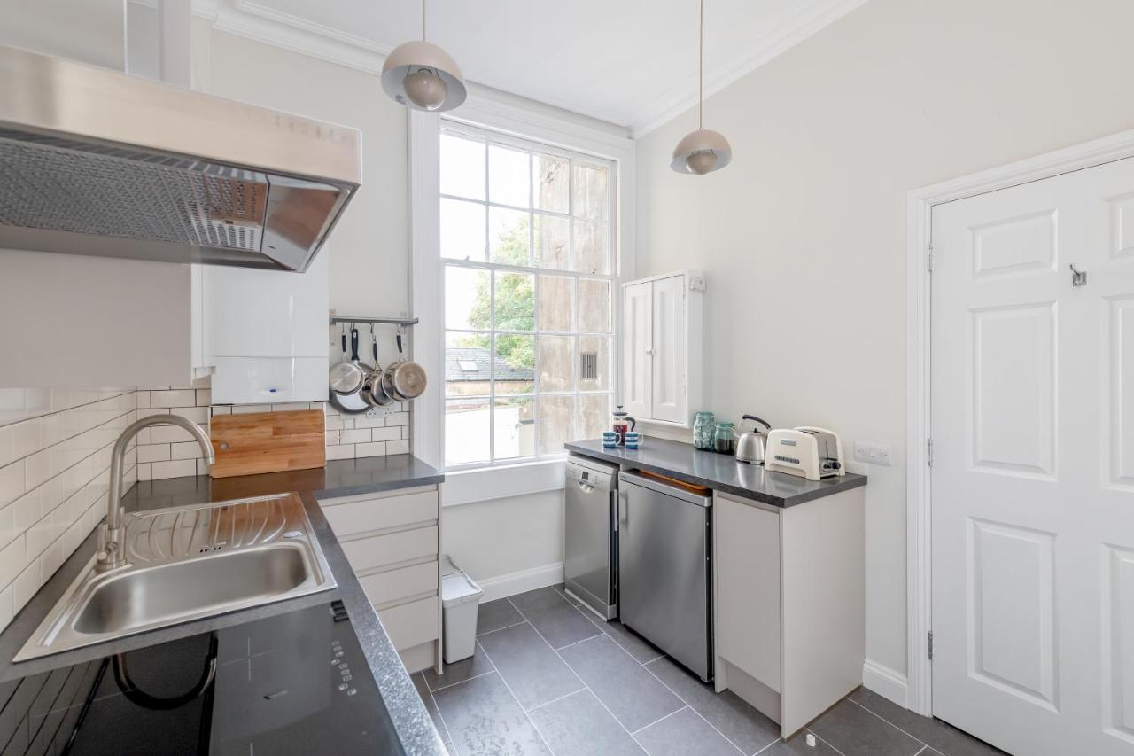 Spacious Maisonette With Parking - 10 Mins Walk From Bath Abbey - 2 Bed & 2 Bath Esterno foto